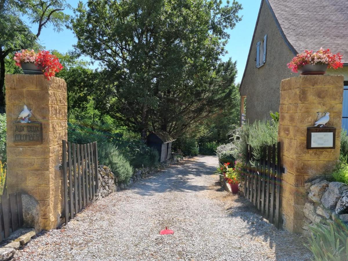 Aux Deux Colombes Bed and Breakfast Padirac Exterior foto